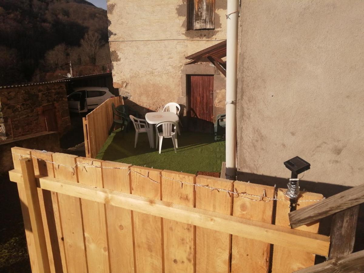 Villa Les Granges Saint-Nectaire Exterior foto